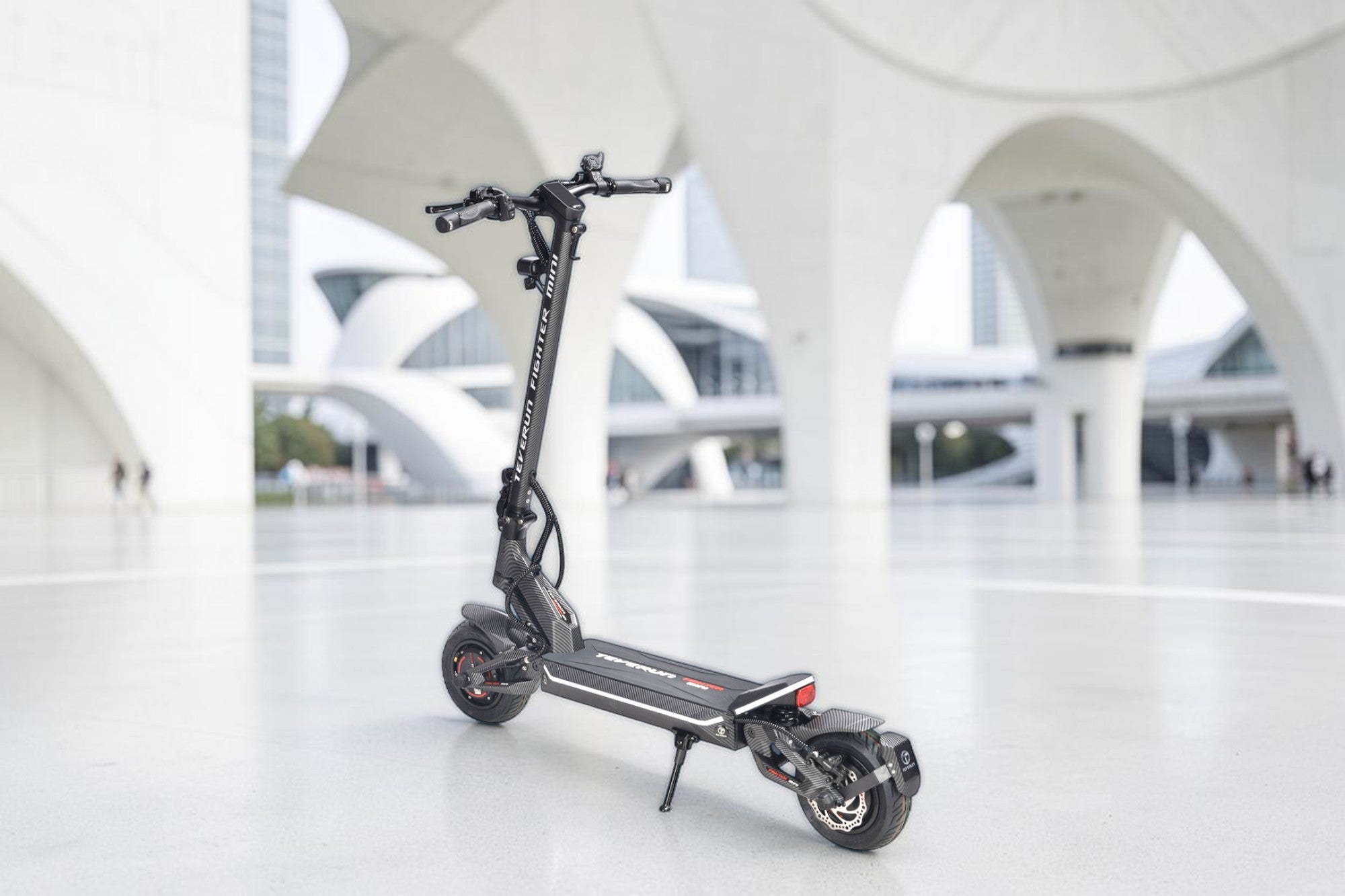 Teverun Fighter Mini Carbon - Trottinette électrique moteur Bosch 2x1000W 52V 30Ah