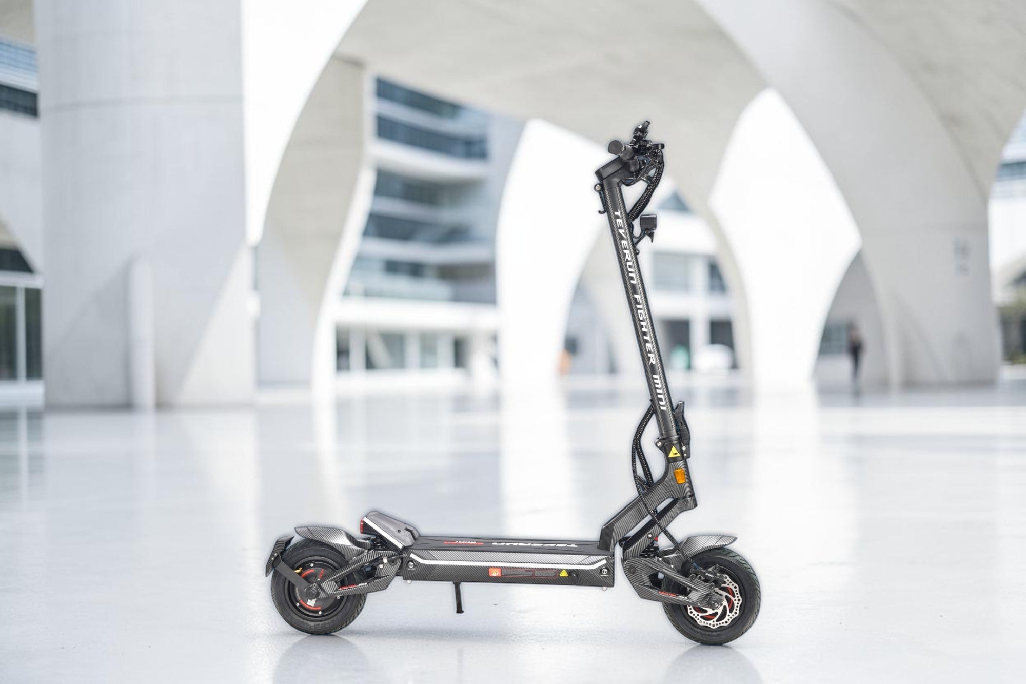 Teverun Fighter Mini Carbon - Trottinette électrique moteur Bosch 2x1000W 52V 30Ah